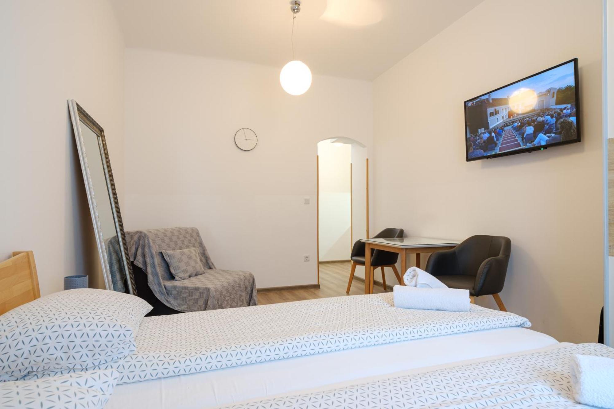 "Cobanija" City Center Apartments SJJ Eksteriør billede